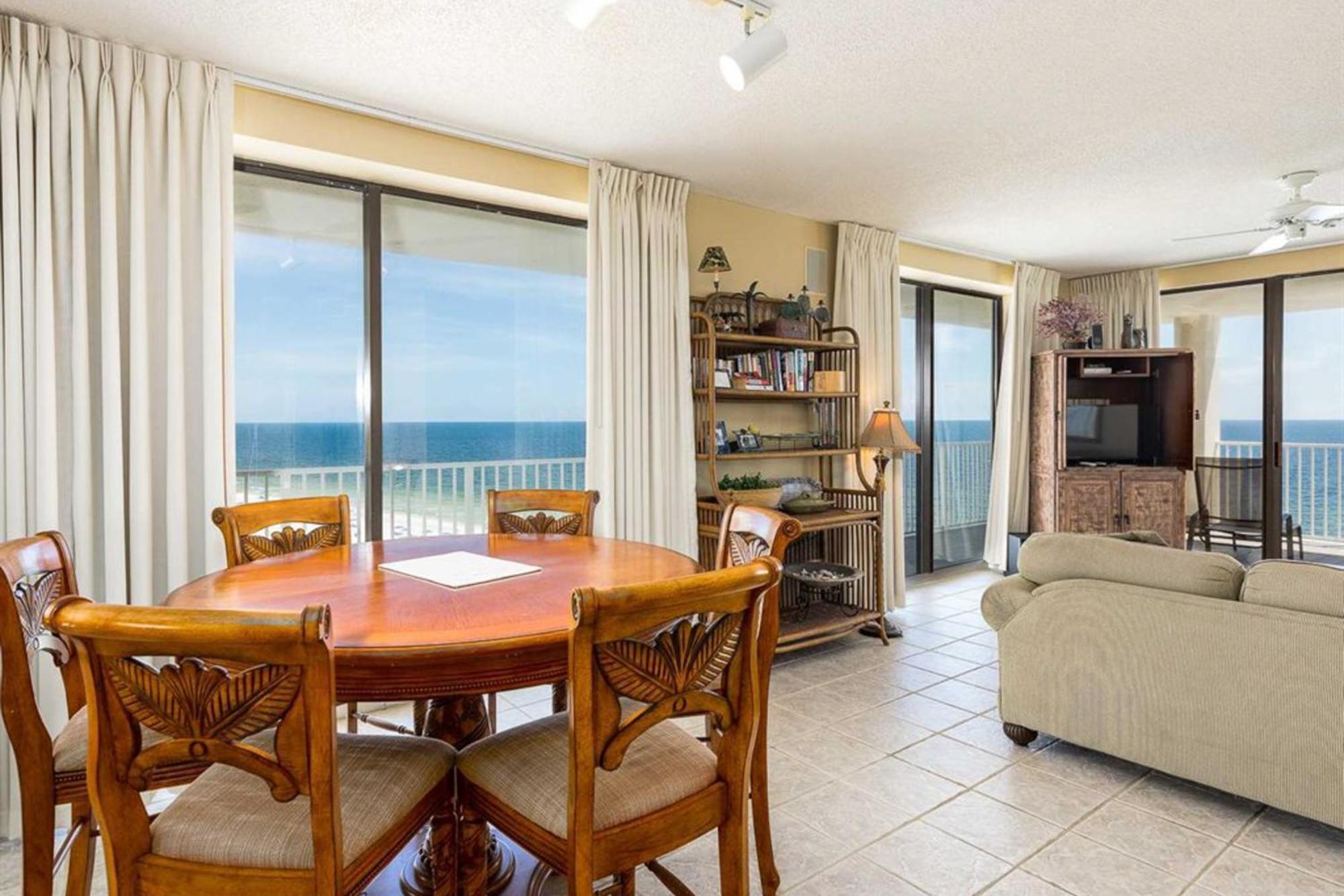 Pelican Pointe By Meyer Vacation Rentals شاطئ أورانج الغرفة الصورة
